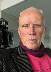 Peter Weller